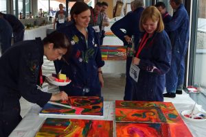 Kreative Teambuilding Aktion für MitarbeiterInnen