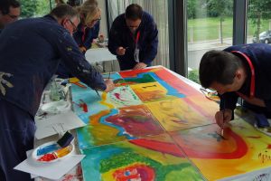 Malen im Team kreative Teambuilding Aktion im Horchmuseum Zwickau